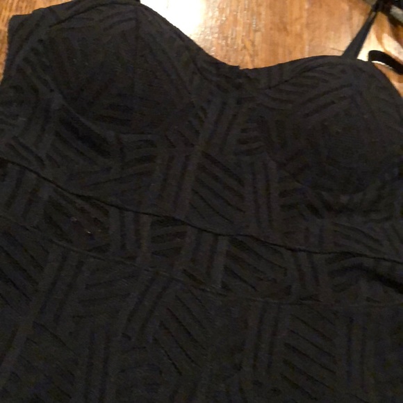 Patterned Romper - Picture 2 of 3